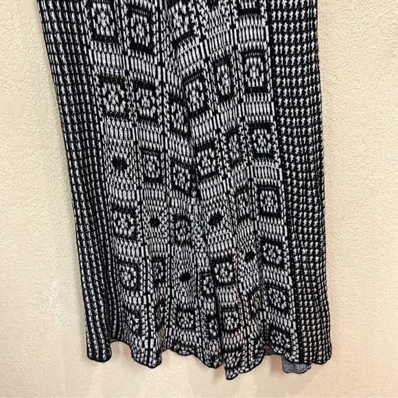 Anthropologie Cecilia Prado womans boho Abstract
Knit Wide Leg Pants Size CD - Picture 8 of 14